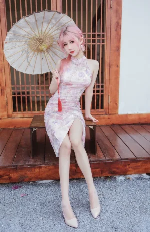 《粉色旗袍》｜仙女月 · 20张写真