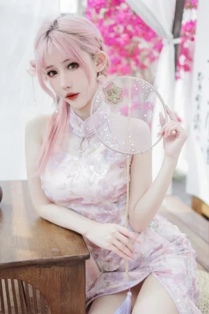 《粉色旗袍》｜仙女月 · 20张写真