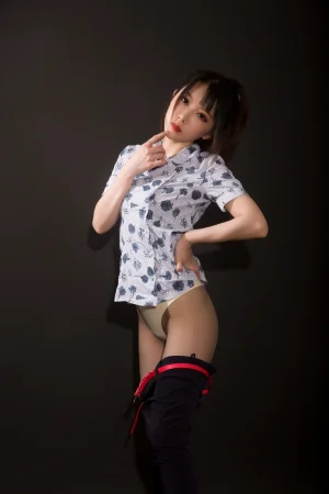 《东航棚拍》｜小女巫露娜 · 21张写真