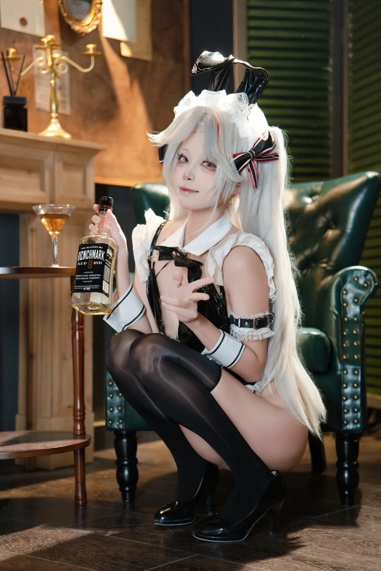 《碧蓝航线 欧根 兔女郎》｜三無人型 · 26张写真