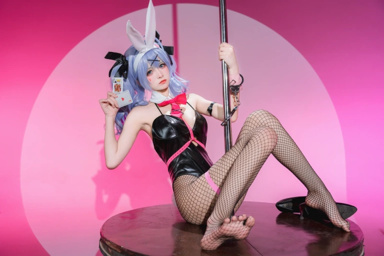 《初音未来 兔子洞》｜九柒喵 · 26张写真