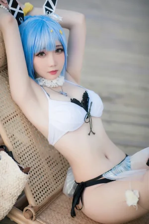 《加斯科涅泳装》｜焖焖碳 · 28张写真