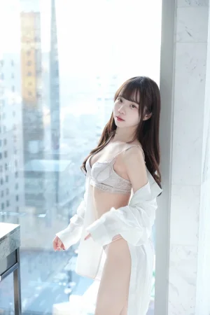 《清純鄰居女孩的秘密》｜可可小白兔 · 63张写真