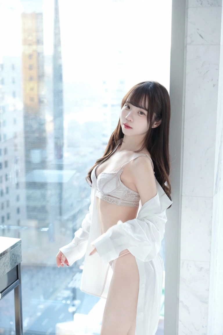 《清純鄰居女孩的秘密》｜可可小白兔 · 63张写真