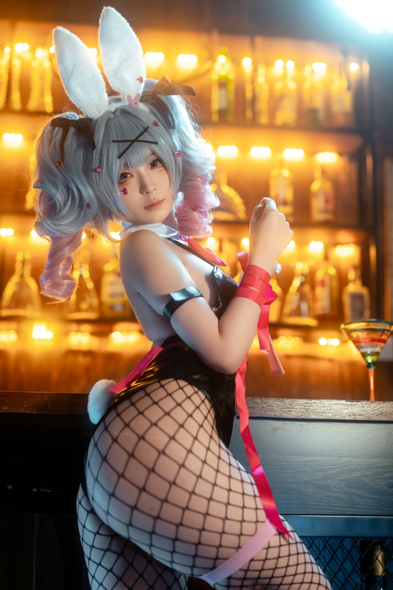《初音未来兔子洞》｜幼水铃衣 · 80张写真、2 个视频