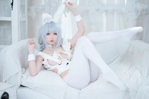 《恶毒懒懒的白兔》｜樱岛嗷一 · 19张写真
