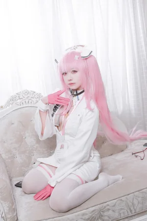 《英仙座护士》｜朝霧愛 · 20张写真