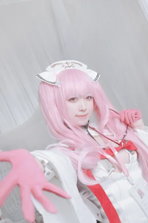 《英仙座护士》｜朝霧愛 · 20张写真