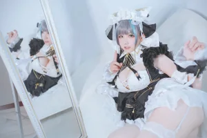 《柴郡》｜阿半今天很开心 · 42张写真