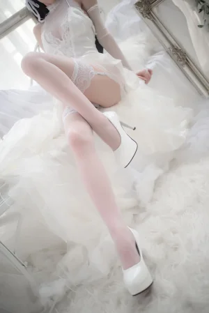 《爱宕婚纱电子版》｜清水由乃 · 49张写真、1 个视频