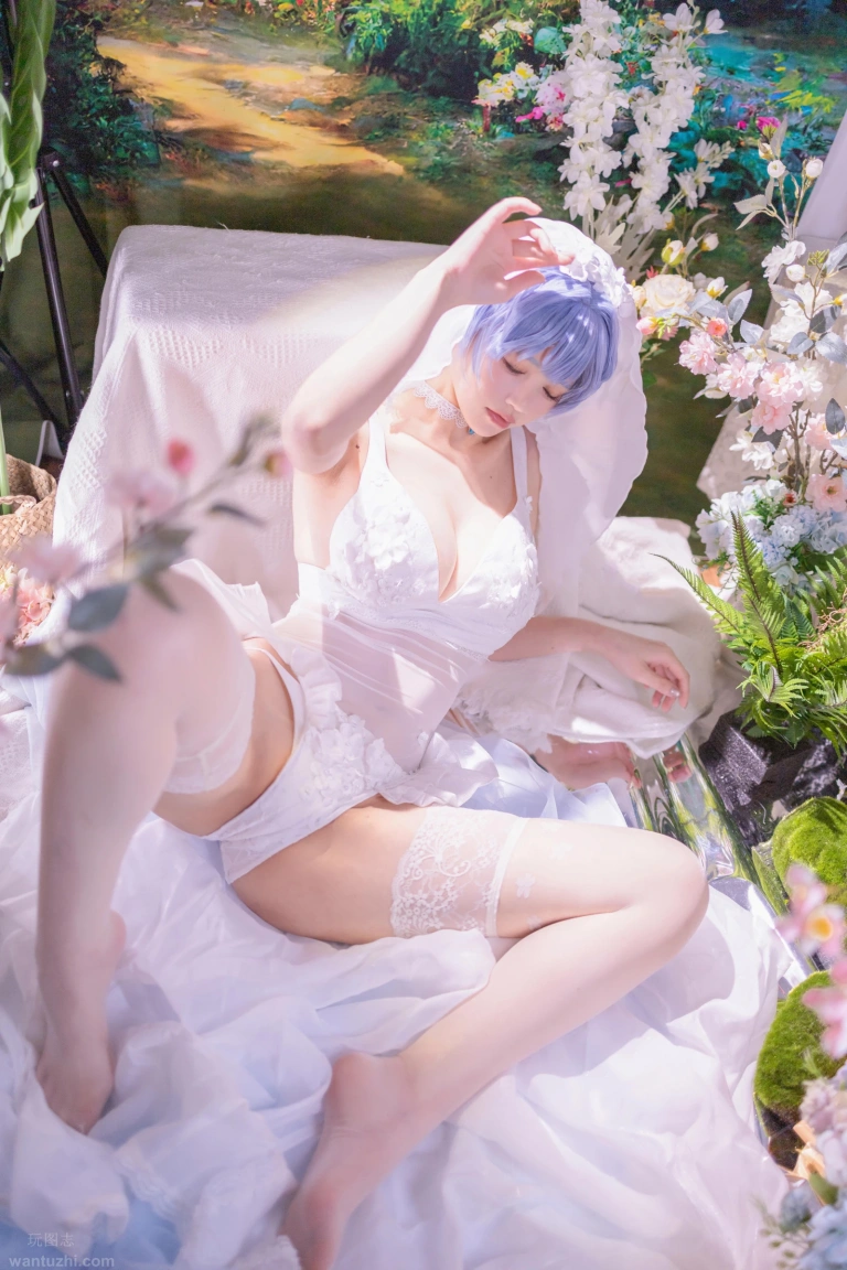 《新世纪福音战士 绫波丽花嫁》｜星黛鹿鹿 · 53张写真