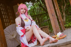 《八重神子Cosplay集》｜前羽 · 36张写真