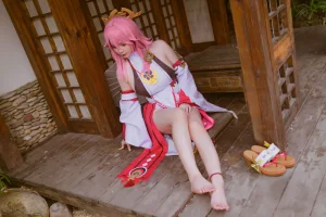 《八重神子Cosplay集》｜前羽 · 36张写真