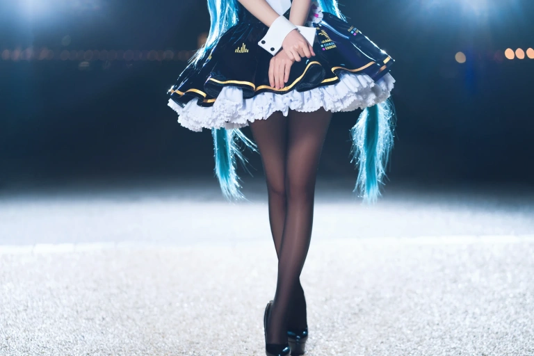 《初音Miku》｜面饼仙儿 · 19张写真