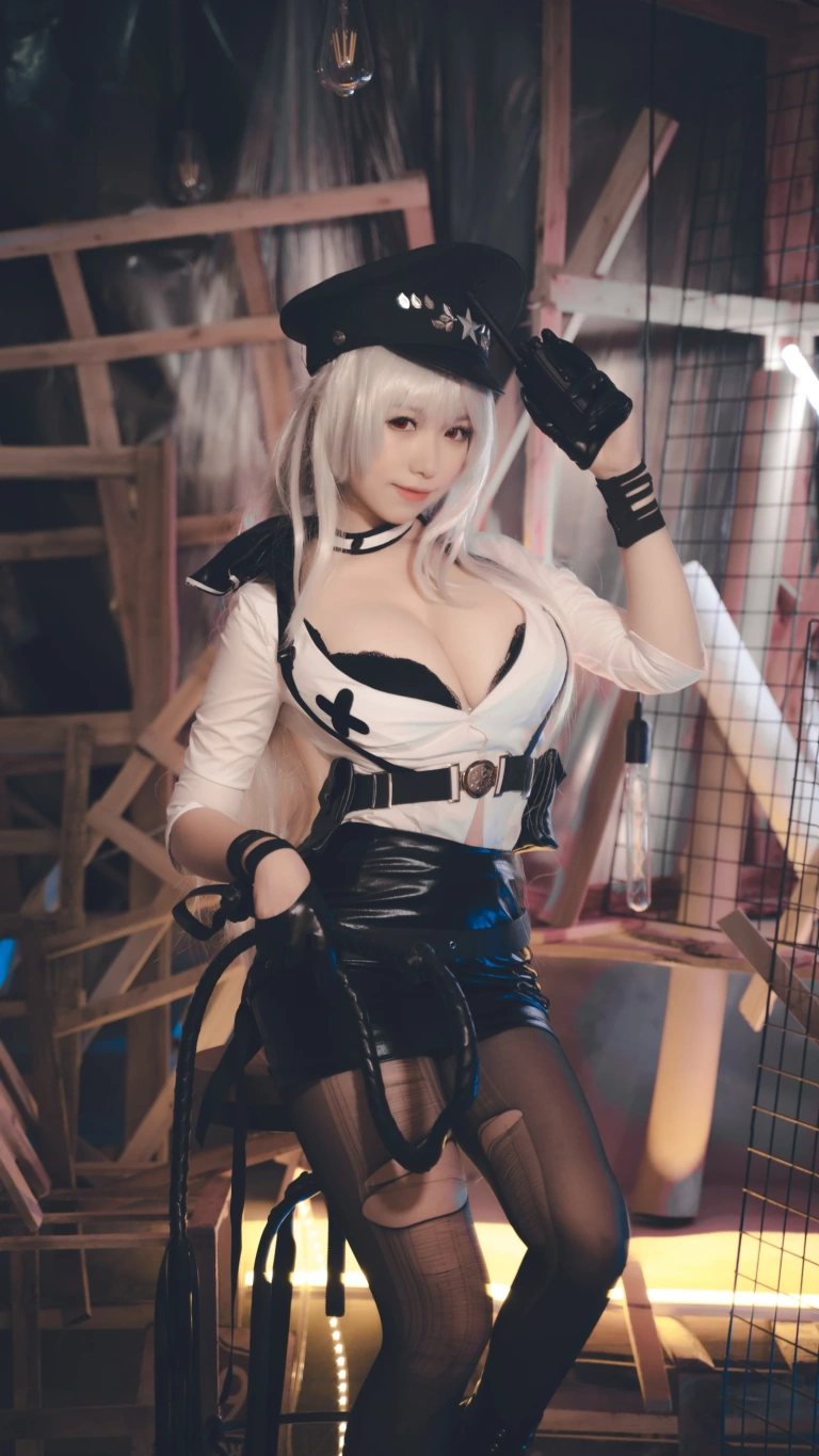 《甘古特监狱服》｜芋圆侑子 · 12张写真