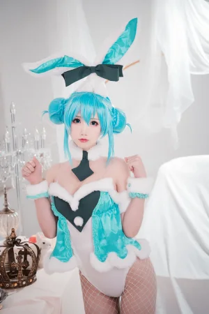《初音兔女郎》｜面饼仙儿 · 17张写真