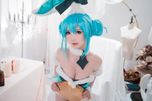 《初音兔女郎》｜面饼仙儿 · 17张写真