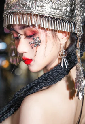 《苗疆女子》｜瓦斯塔亚小龙虾 · 18张写真