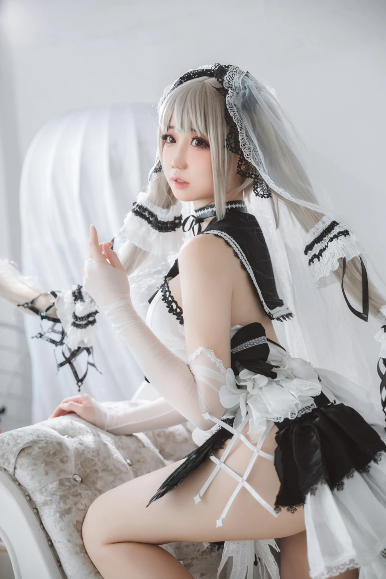 《可畏礼服》｜焖焖碳 · 33张写真