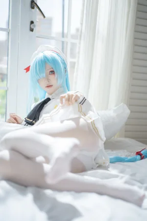 《碧蓝航线 雅努斯水手服》｜矢量鱼 · 38张写真