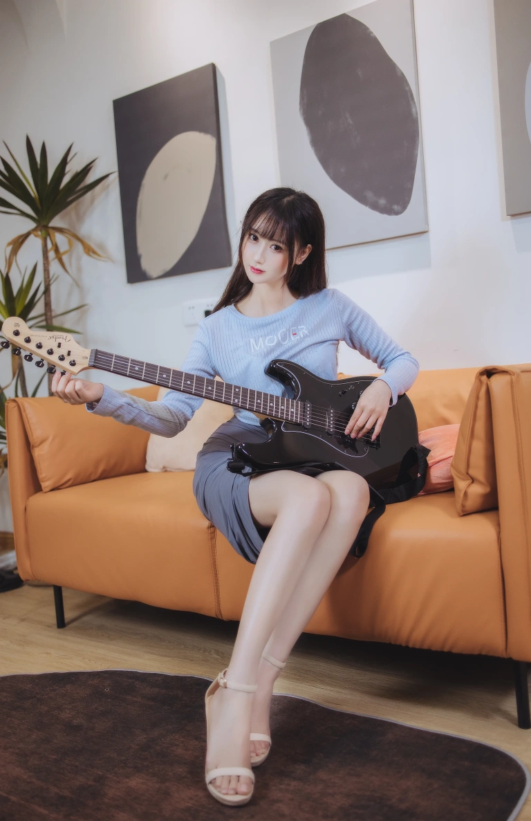 《吉他妹妹》｜羽生三未 · 43张写真