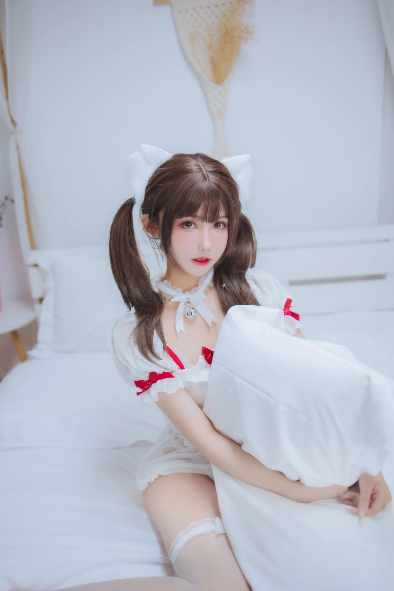 《白猫少女》｜仙女月 · 50张写真