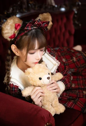 《Lolita 泰迪熊》｜凛子酱 · 10张写真