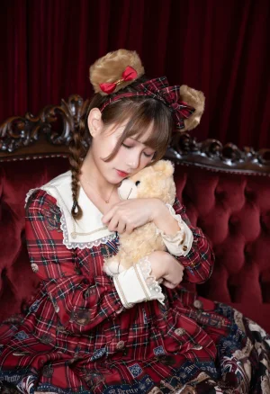 《Lolita 泰迪熊》｜凛子酱 · 10张写真
