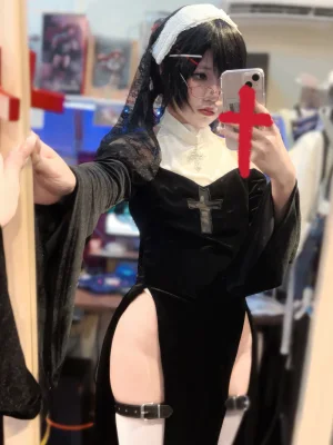 《修女的祷告》｜清水凪 · 18张写真、1 个视频