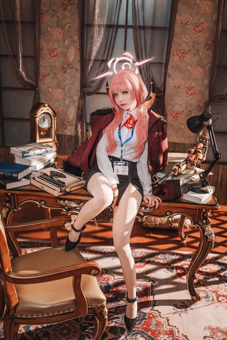 《碧蓝档案 陆八魔爱瑠》｜是一只熊仔 · 20张写真