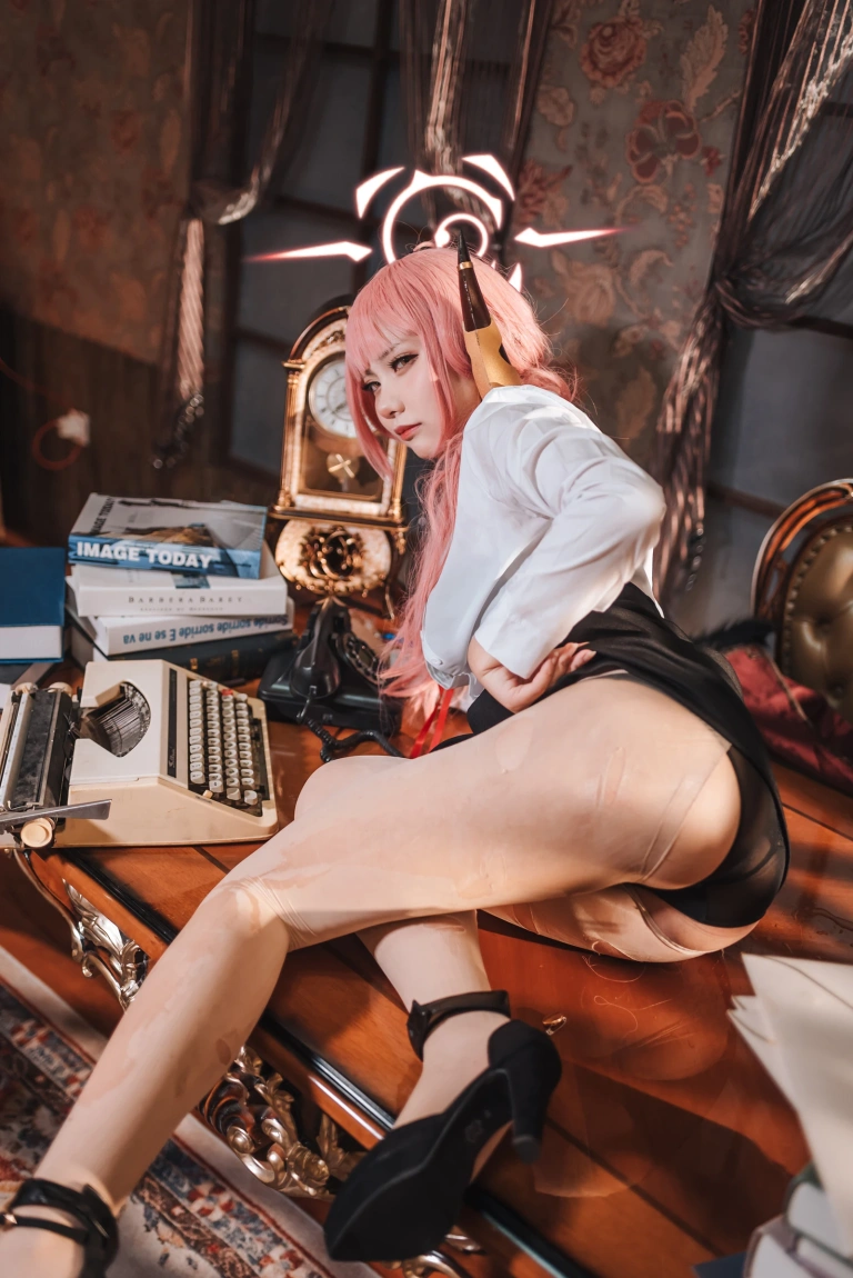 《碧蓝档案 陆八魔爱瑠》｜是一只熊仔 · 20张写真