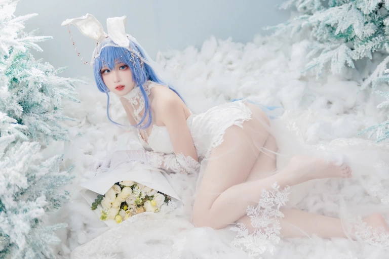 《碧蓝航线 新泽西 花园白雪之仪》｜瓦斯塔亚小龙虾 · 26张写真