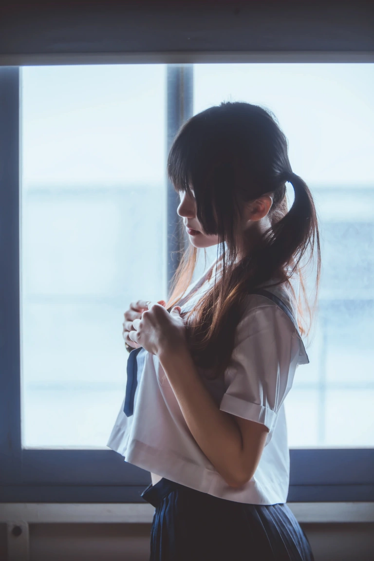 《蓝白水手服》｜桜桃喵 · 39张写真