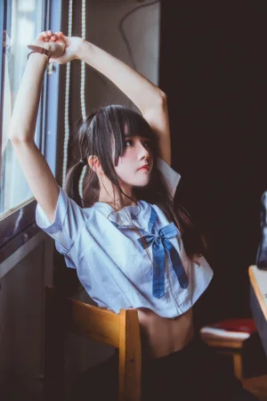 《蓝白水手服》｜桜桃喵 · 39张写真