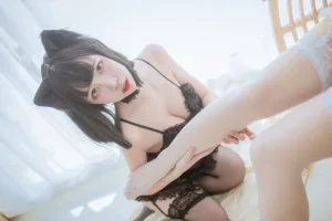 《私房双人猫耳》｜日奈娇(椎名莜) · 43张写真