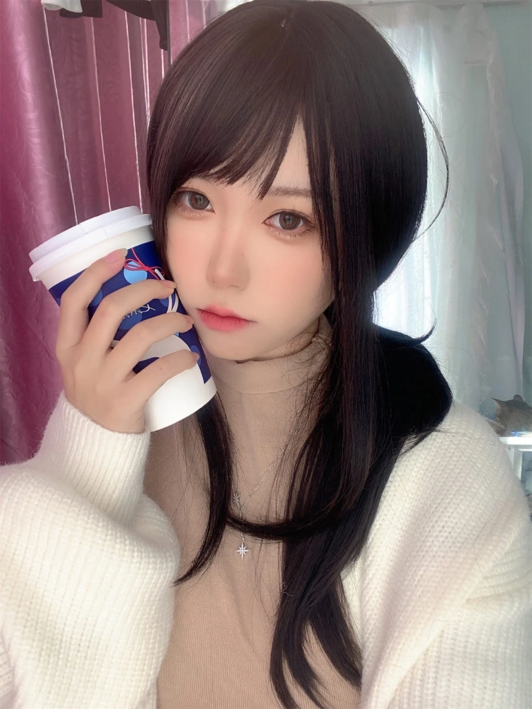 《人妻太太》｜一北亦北 · 44张写真、7 个视频