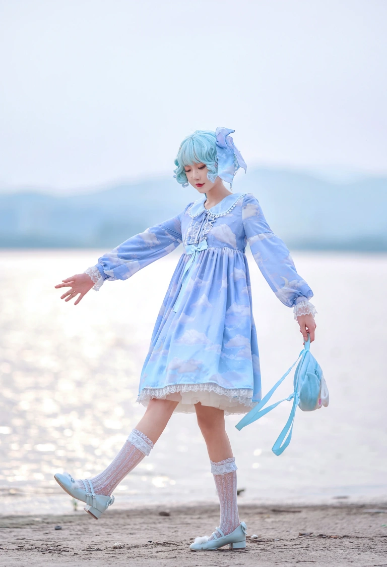 《Lolita蓝裙》｜阿包也是兔娘 · 9张写真