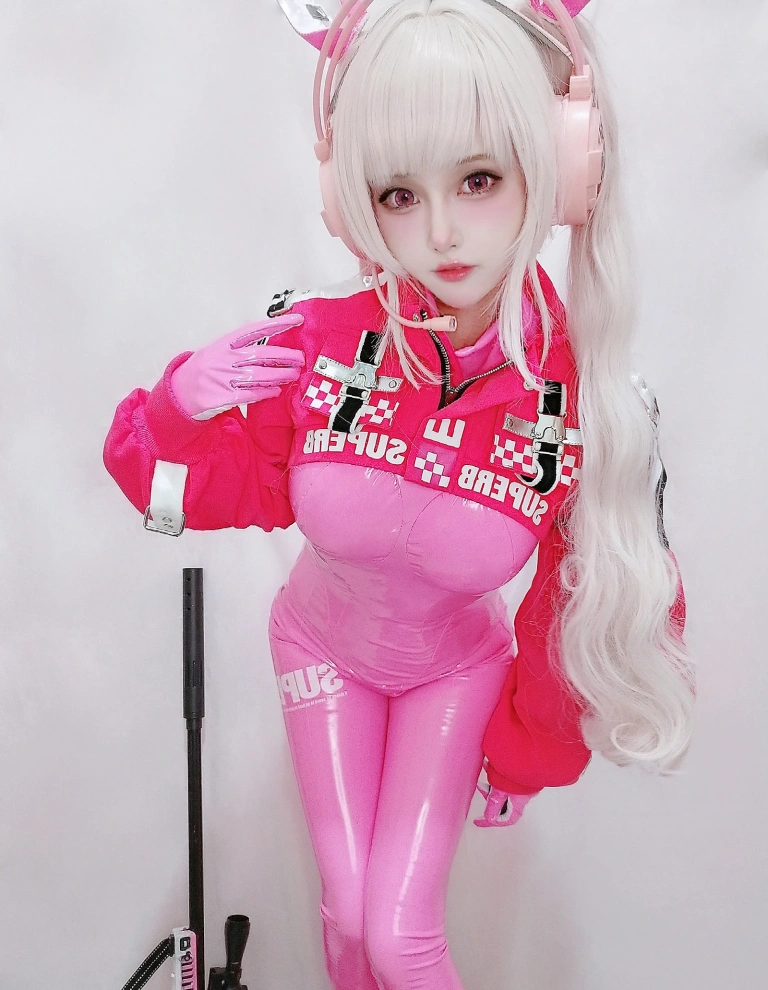 《NIKKE 胜利女神 爱丽丝》｜凛子酱 · 12张写真