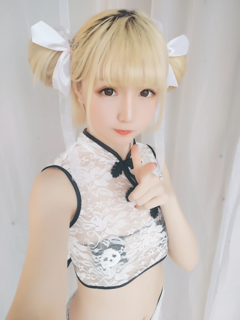《VOL.16 熊猫旗袍》｜星之迟迟 · 61张写真