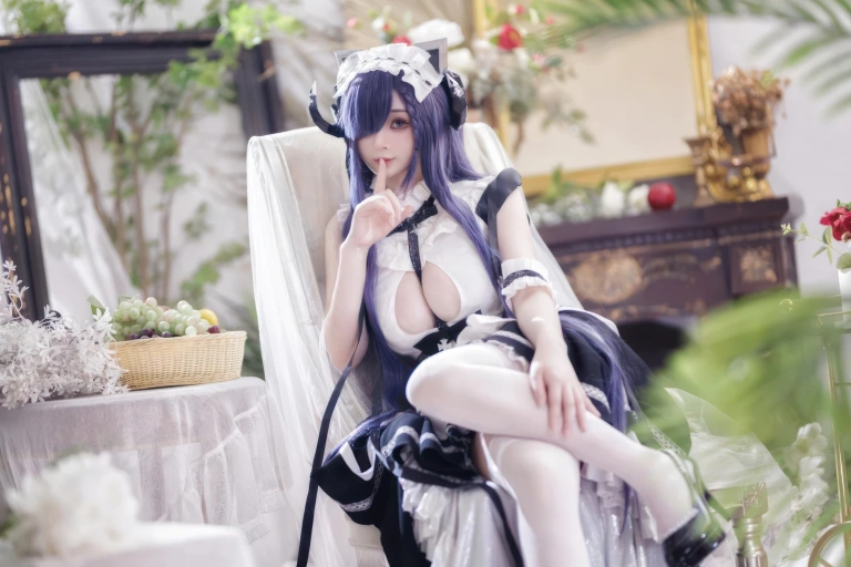 《碧蓝航线 奥古斯特 女仆》｜叉子宝宝 · 14张写真