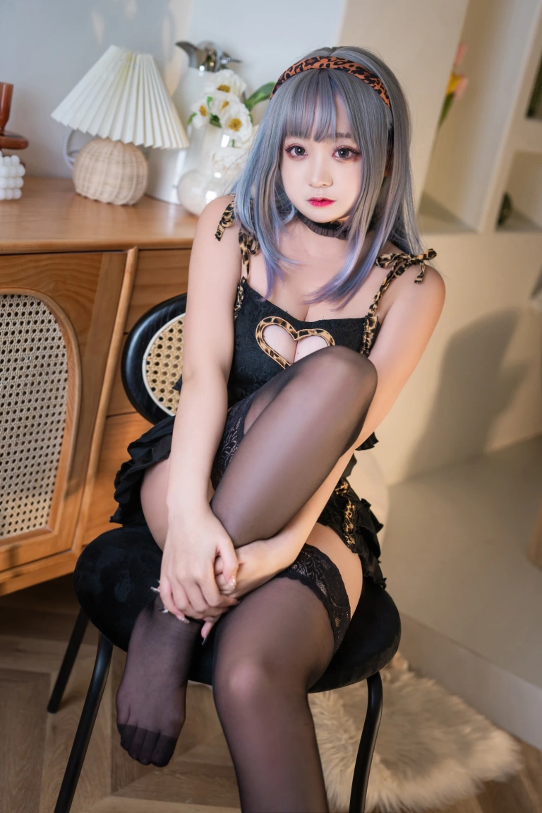 《连体小豹纹》｜恩田直幸 · 40张写真
