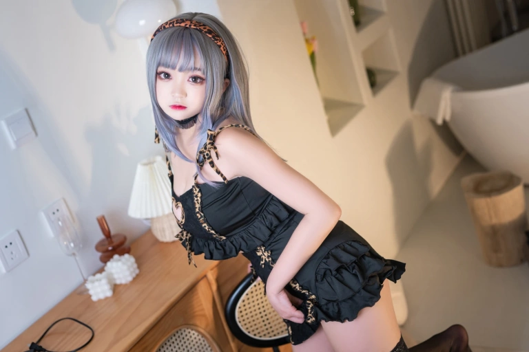 《连体小豹纹》｜恩田直幸 · 40张写真