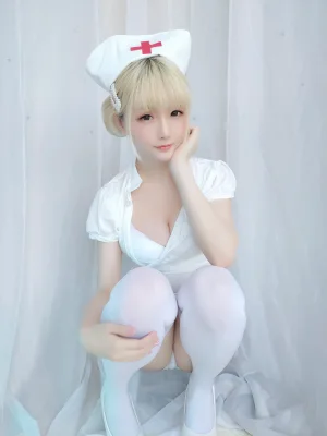 《VOL.17 夜勤病栋》｜星之迟迟 · 61张写真