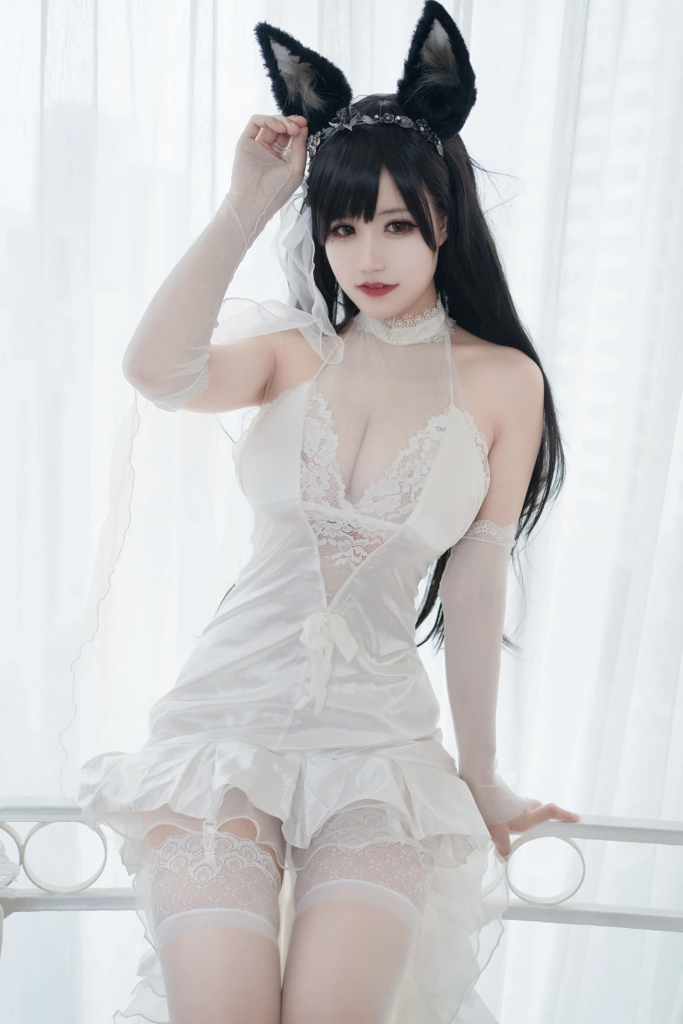 《爱宕婚纱》｜小仓千代 · 20张写真