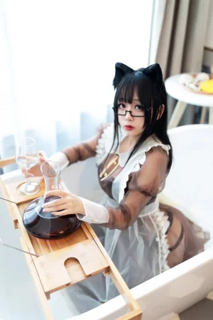 《透明女仆》｜日奈娇(椎名莜) · 47张写真
