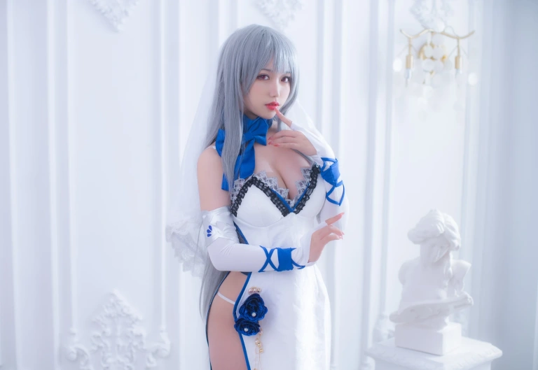 《路易九世礼服》｜芋圆侑子 · 12张写真