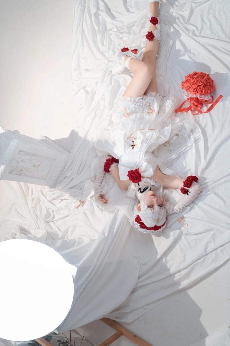 《德丽莎婚纱》｜面饼仙儿 · 13张写真
