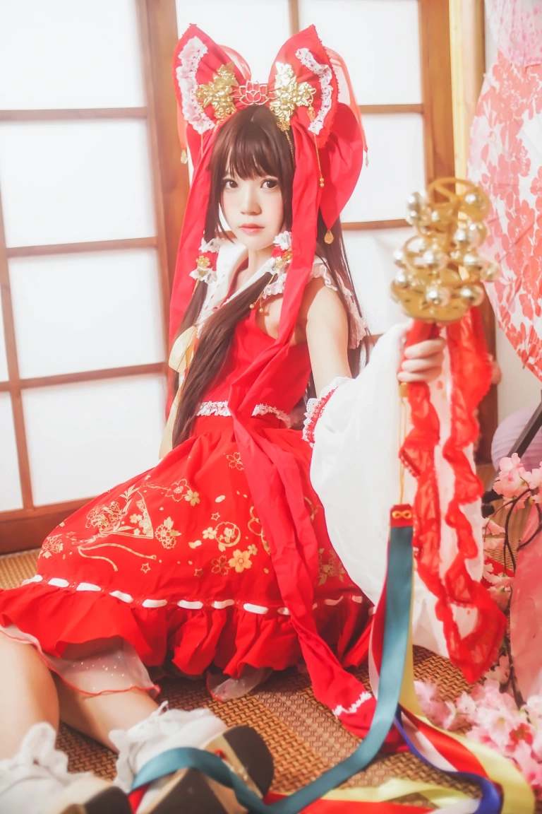《灵梦 新年快乐》｜桜桃喵 · 45张写真