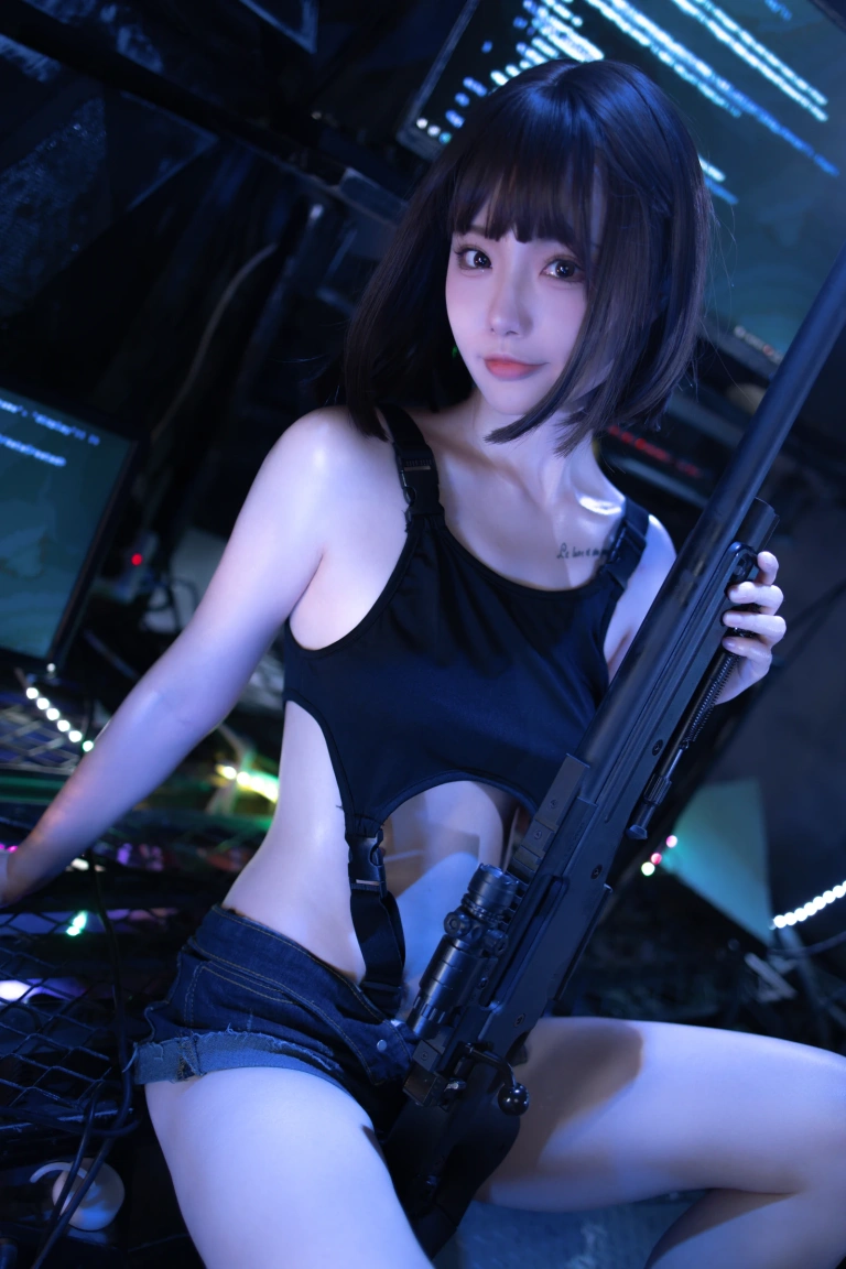 《危机》｜桃良阿宅 · 50张写真