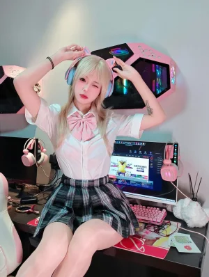 《电竞女友》｜麻薯好吃 · 85张写真